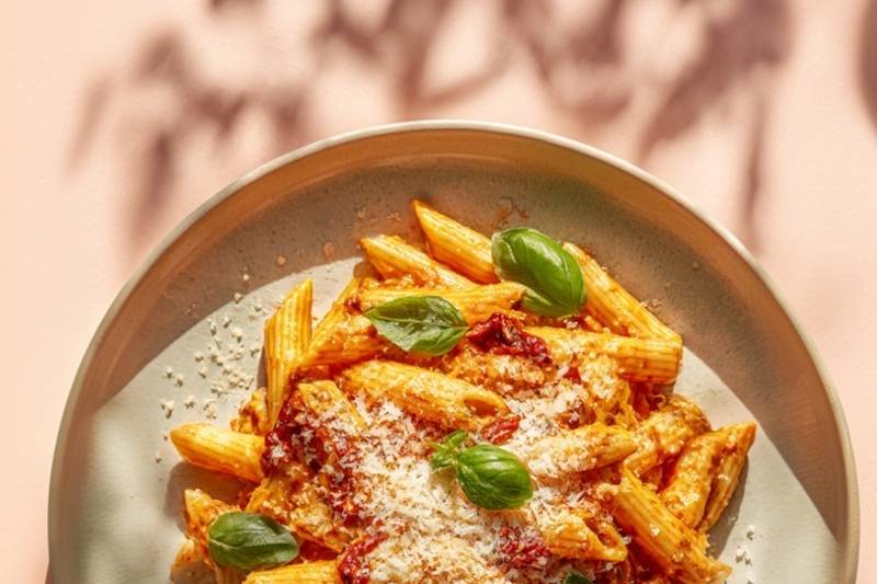 Les Penne Rigate pesto rosso