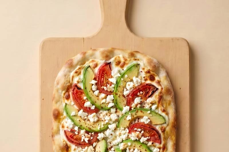 La Pinsa Avocat Tomates