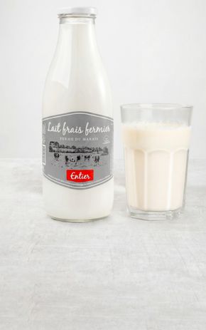 Le Lait frais entier fermier en bouteille verre "La ferme du Marais"
