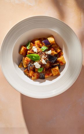 Les Pasta alla Norma