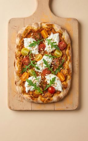 La Pinsa Burrata Pesto