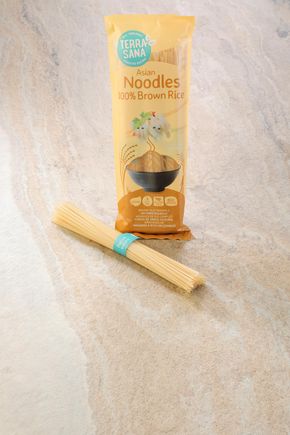 Les Nouilles de riz brun BIO
