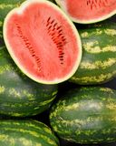 la-pasteque-noire-sans-pepin