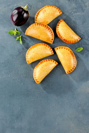 Les Empanadas aubergine feta