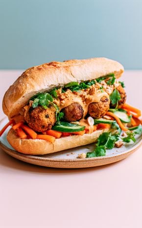 Le Bánh mì aux boulettes vegan