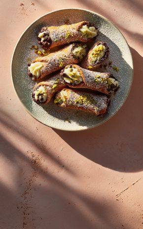 Les Cannoli