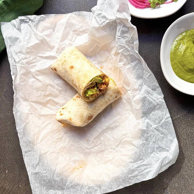 Les Burritos de alambre de pollo