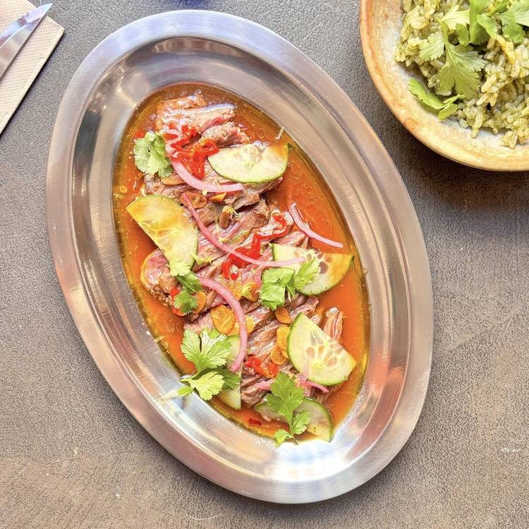 L'Aguachile de boeuf & son arroz verde