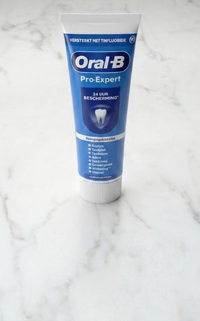 Le Dentifrice Pro-expert "Oral-B"