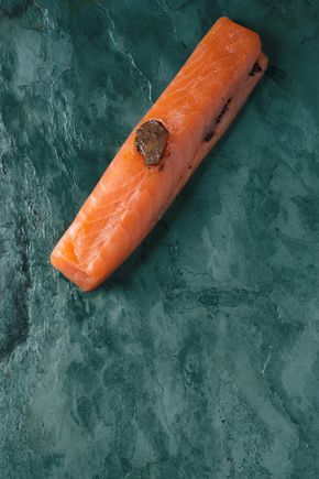 Le Cœur de saumon fumé avec carpaccio de truffe 130g