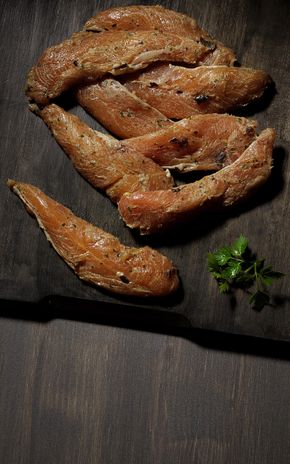 Les Aiguillettes de poulet aux champignons et persil