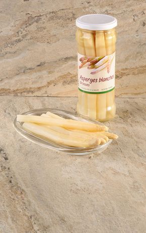 Les Asperges blanches pelées