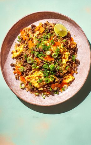 Le Riz sauté au bœuf haché, œuf et sauce soja