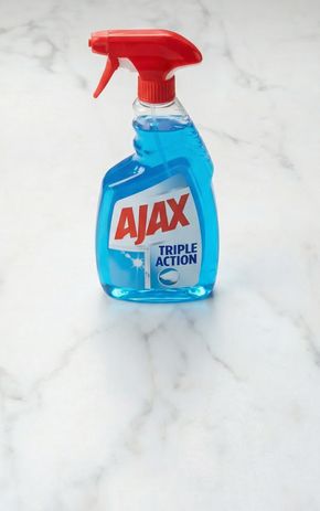 Le Nettoyant vitre  triple action "AJAX"