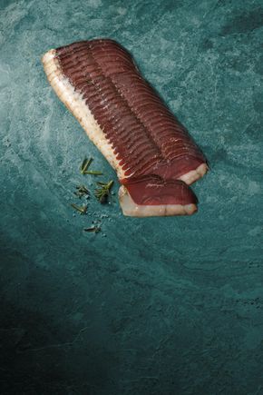 Le Magret de canard séché et fumé