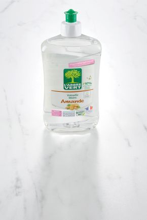 Le Liquide vaisselle amande "Arbre vert"