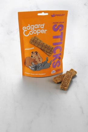 Les Sticks à mâcher au poulet pour chien "Edgard & Cooper"