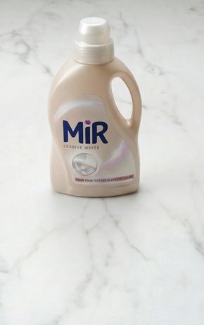 La Lessive raviveur de blanc "Mir"