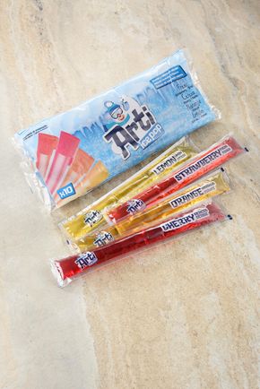 Les Glaces à l'eau à congeler