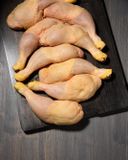 les-cuisse-de-poulet-jaune-avec-portion-de-dos-halal