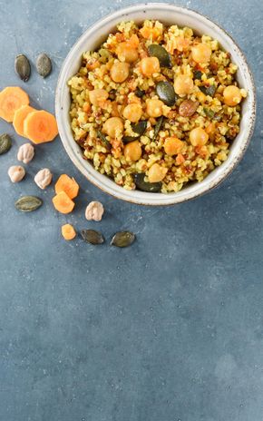 La Salade de quinoa, patate douce et betterave