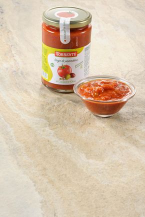 La Sauce tomate aux carpes et olives