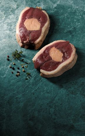 Le Magret de canard façon tournedos Rossini