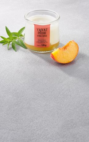 Le Yaourt brassé à la verveine et pêche