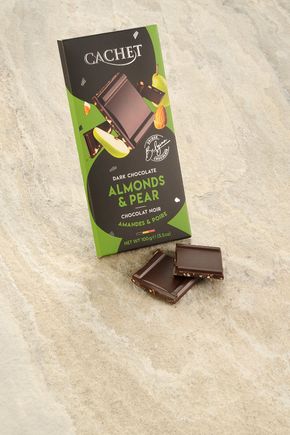 Le Chocolat noir poires et amandes