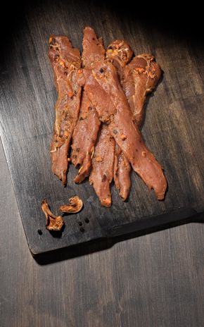 Les Aiguillettes de canard marinées aux cèpes