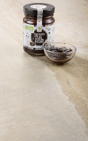 La Purée d'ail noir BIO