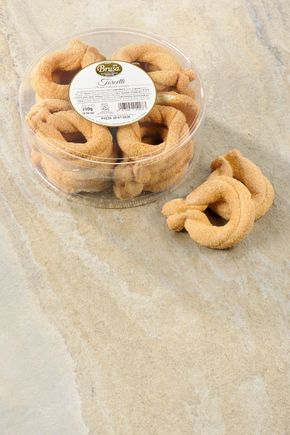 Les Torcetti Brusa fabriquées à la main