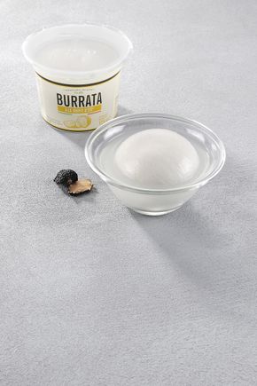 La Burrata des Pouilles à la truffe d'été