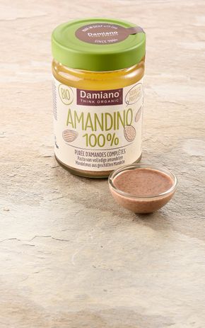 La Purée d'amandes complètes BIO