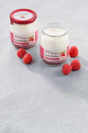 Les Yaourts framboise  "La Ferme des Peupliers"