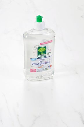 Le Liquide vaisselle peaux sensibles "Arbre vert"