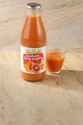 Le Pur jus de mandarine et orange sanguine