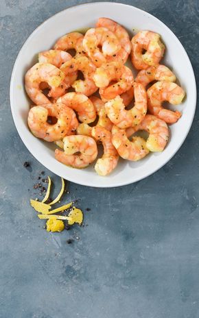 Les Crevettes décortiquées citron yuzu et poivre cuites
