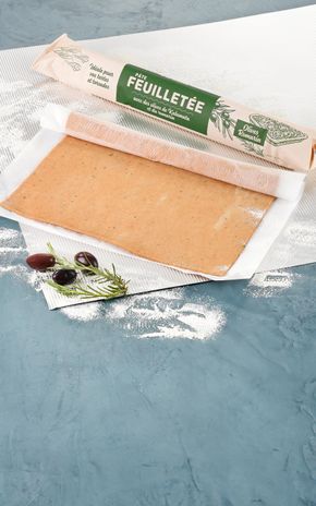 La Pâte feuilletée aux olives et au romarin