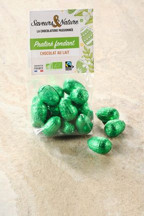 Les Œufs praliné noisette enrobés de chocolat au lait BIO