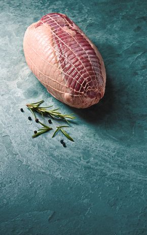 Le Rôti de magret canard au foie gras