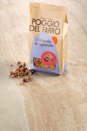 Le Granola artisanal aux myrtilles rouges et noix "Poggio del Farro"