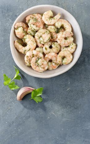 Les Crevettes décortiquées au citron et persil