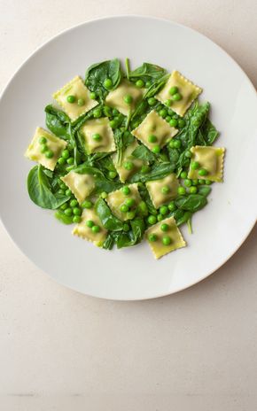 La Salade de ravioles, petits pois et épinards