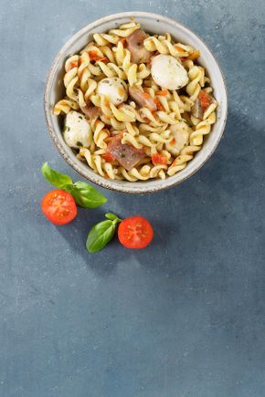 Les Torti jambon tomates mozzarella et son tartinable pesto