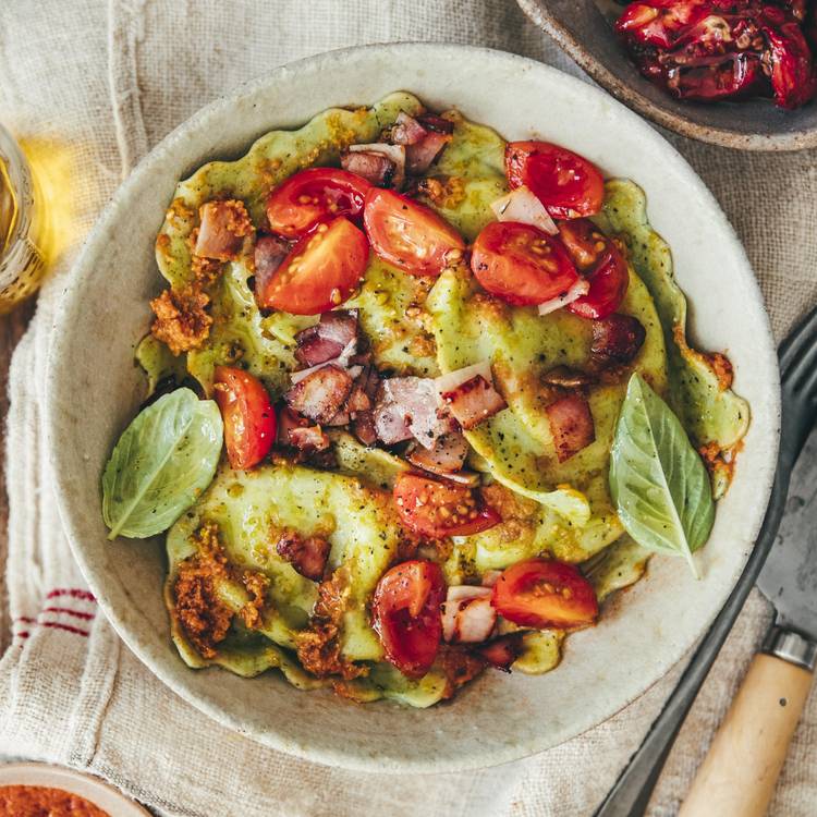 Les Ravioli à la burrata et aux tomates rôties