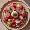 Le Carpaccio fraises, radis et burrata