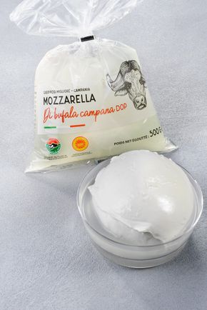 La Mozzarella di bufala Campana DOP