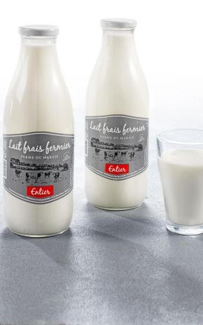 Le Lait frais entier fermier en bouteille verre "La ferme du Marais"